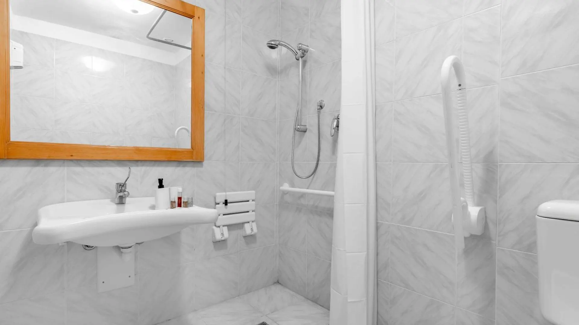 Aparthotel Casa Da Suite Fraschini Milan Italy