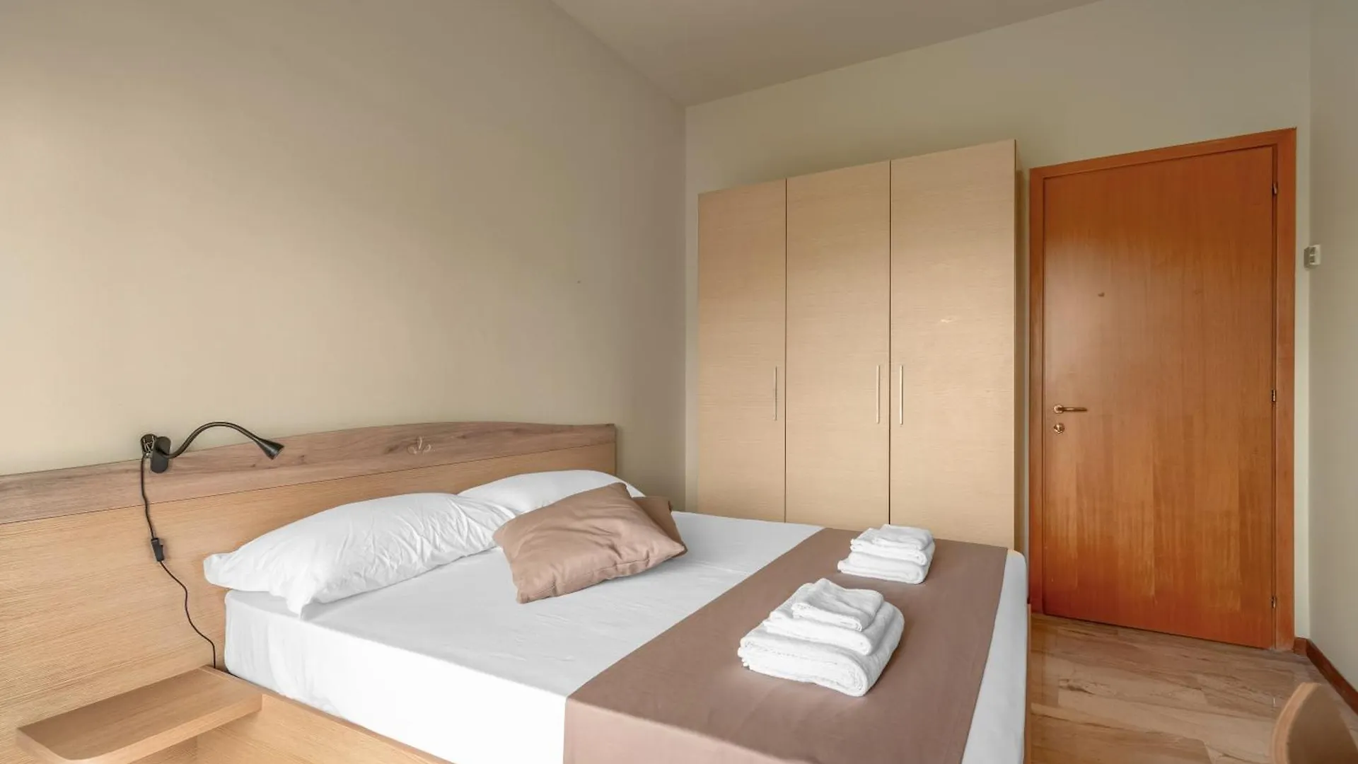 Casa Da Suite Fraschini Milan Aparthotel