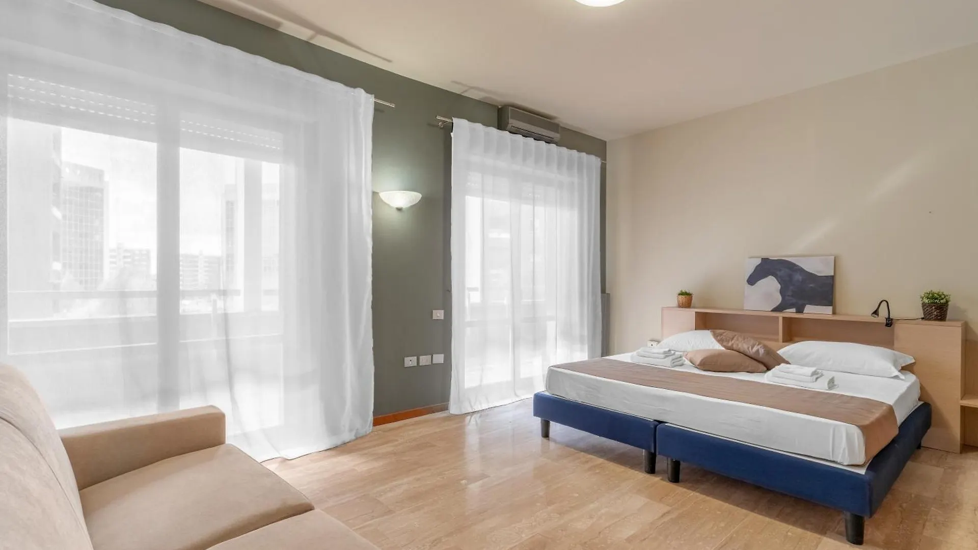 Aparthotel Casa Da Suite Fraschini Milan Italy