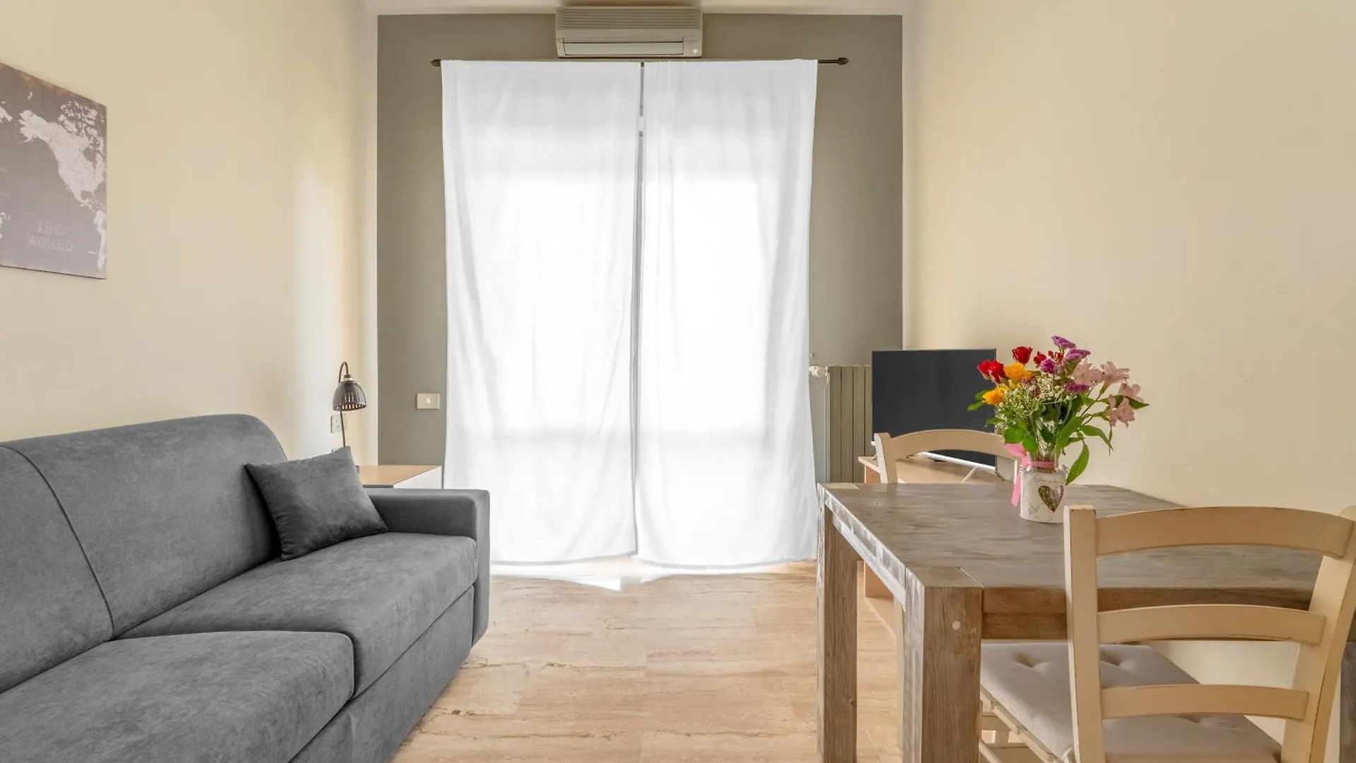 Aparthotel Casa Da Suite Fraschini Milan Italy